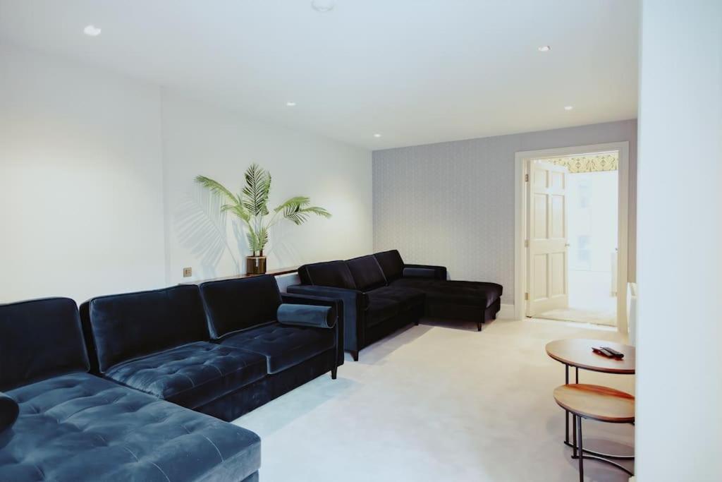 Ferienwohnung 3-Story Townhouse - Sleeps 8 Leeds  Exterior foto