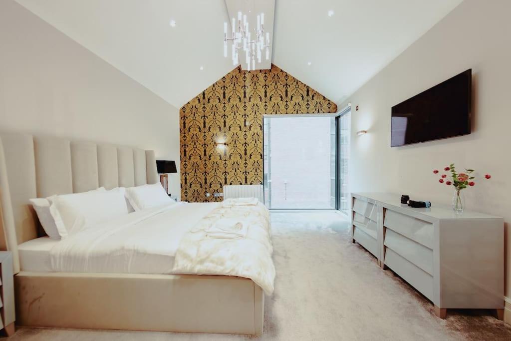 Ferienwohnung 3-Story Townhouse - Sleeps 8 Leeds  Exterior foto