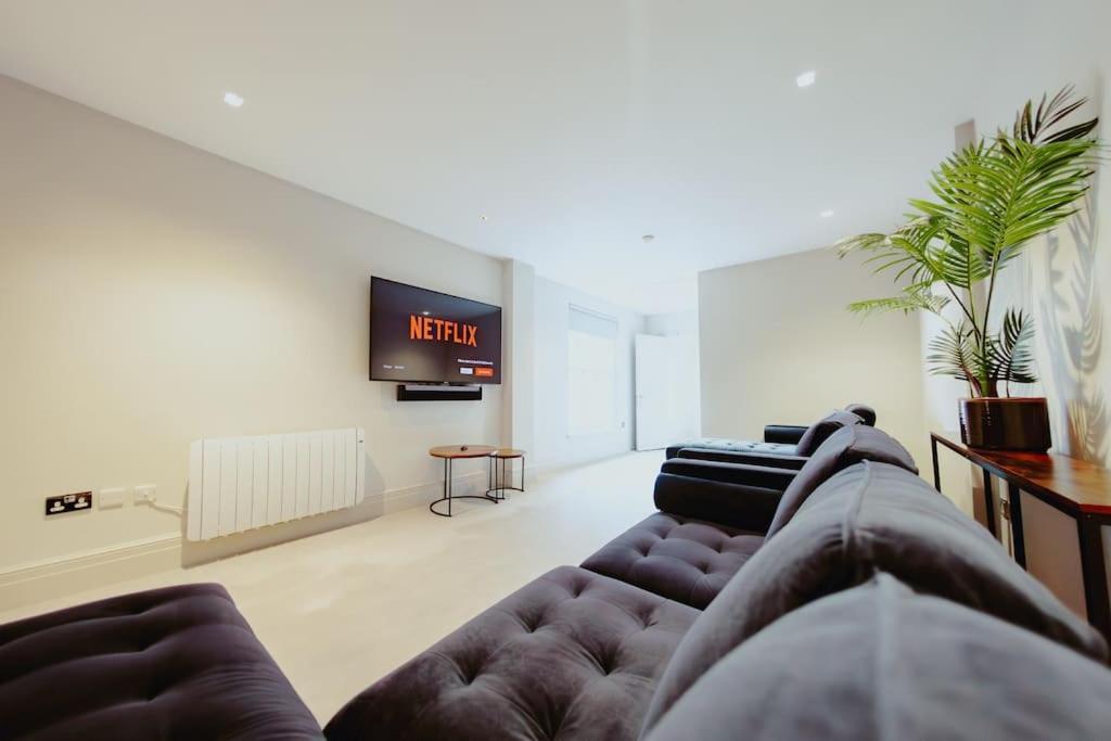 Ferienwohnung 3-Story Townhouse - Sleeps 8 Leeds  Exterior foto