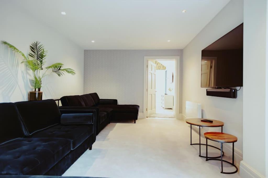Ferienwohnung 3-Story Townhouse - Sleeps 8 Leeds  Exterior foto